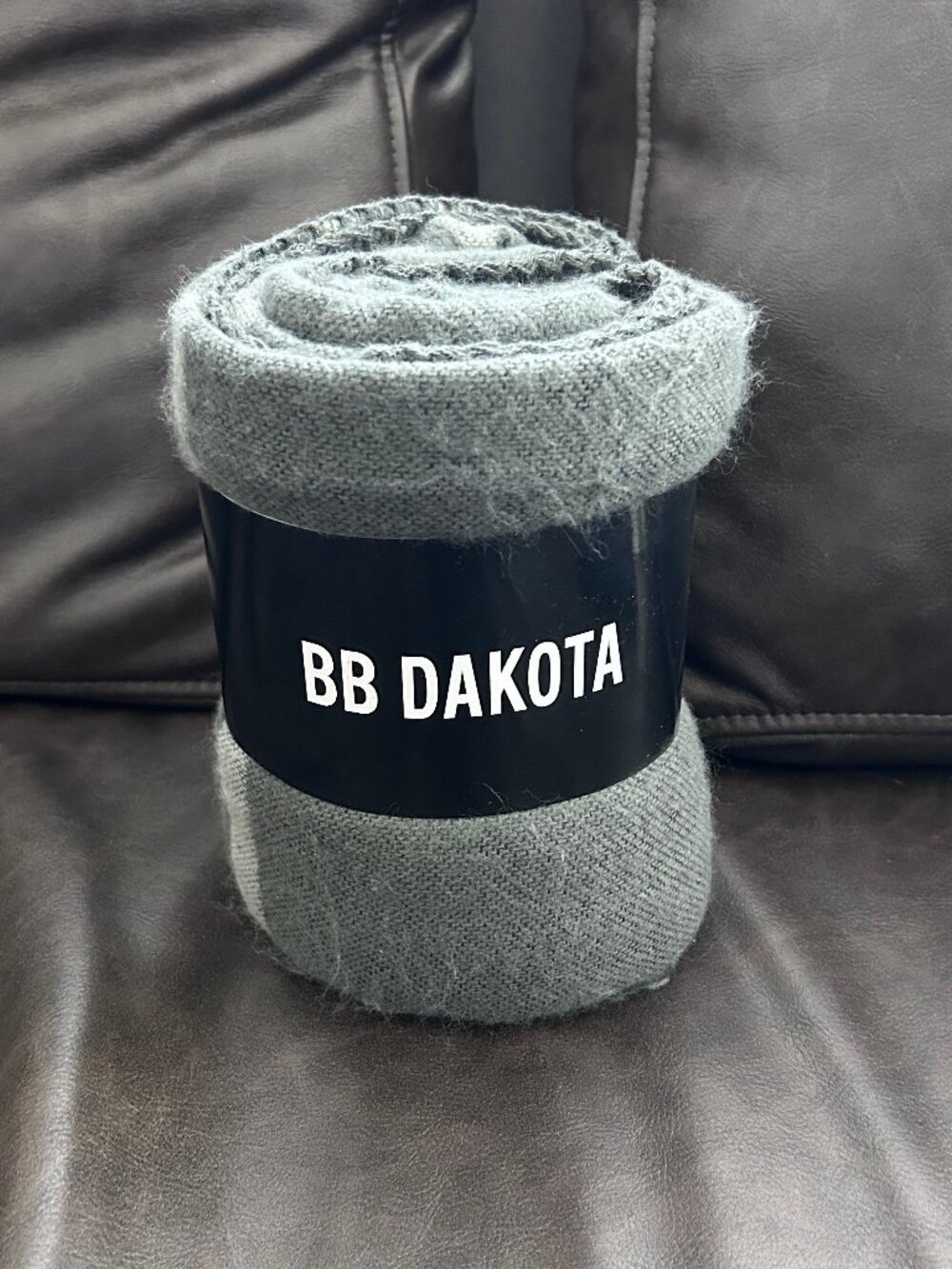 BB Dakota Charcoal Poncho